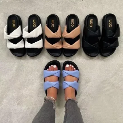 Size:4.5-11 Women Simple Style Color Blocking Thick-soled Slippers