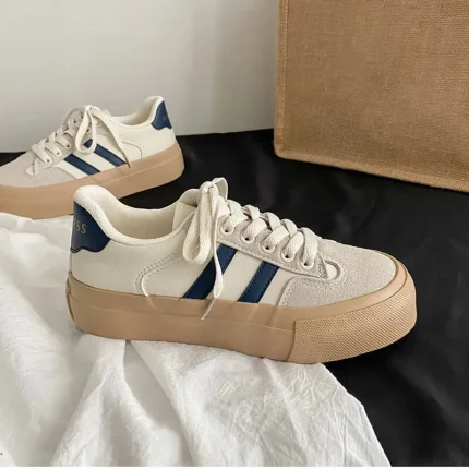 Size:4.5-9 Women Retro Flat Base Tether Design Sneakers - Image 5