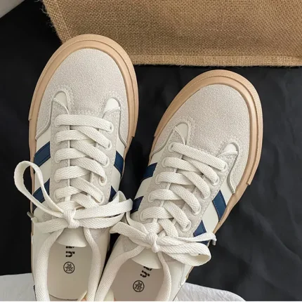 Size:4.5-9 Women Retro Flat Base Tether Design Sneakers - Image 6